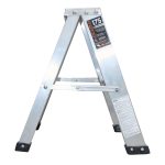 Escalera tijera de 1 peldaño 2 pasos en aluminio con tapa aluminio 0.60 Mts - Imagen 2