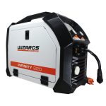 Soldador Inversor Wizarcs Infinity Max 220a X 5kg 110-220v Blanco MMA / TIG / FCAW / MIG MAG nuevo Modelo
